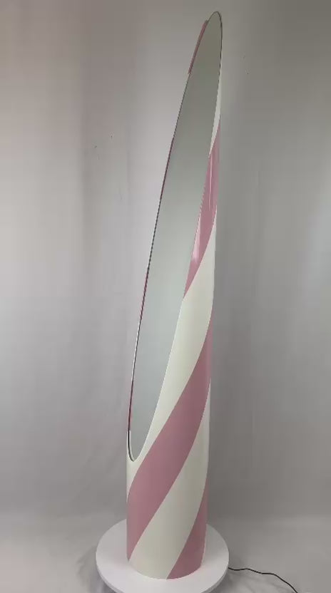 Candy Lipstick Mirror Rosa Chiaro RAL 3015 & Bianco – Design Italiano | Su Ordinazione